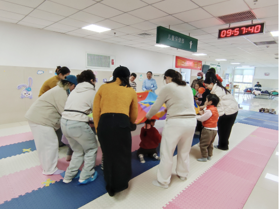 市婦幼保健院（市兒童醫(yī)院）舉辦“慶元旦 迎新年”親子游戲活動162